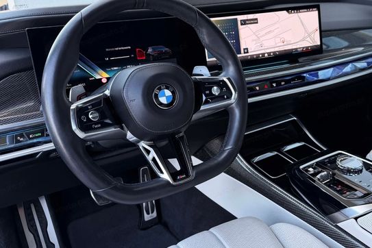 BMW Seria 7 740d xDrive M Sport