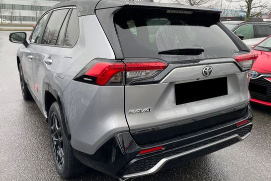 Toyota RAV4 GR Sport 2.5 Hybrid Dynamic Force