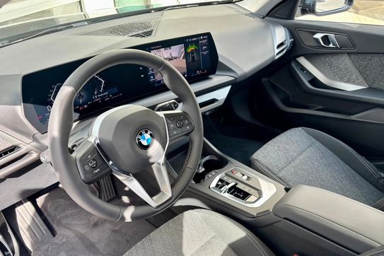BMW Seria 1 120 mHEV aut