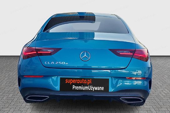 Mercedes CLA 250 e  AMG Line