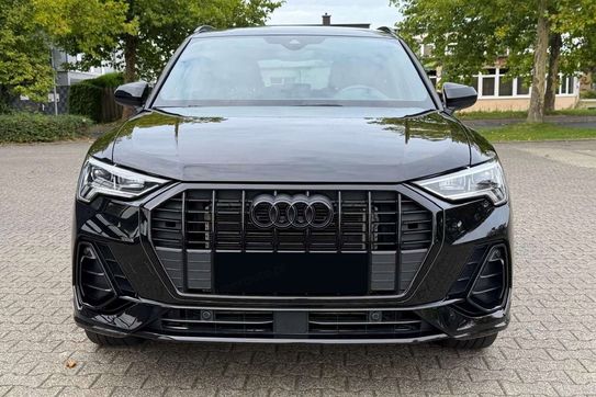 Audi Q3 35 TFSI S line