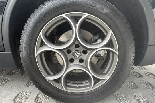 Alfa Romeo Stelvio 2.0 Turbo Sprint Q4