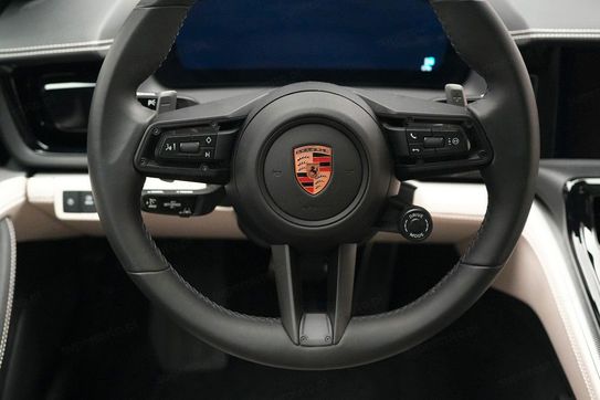 Porsche Panamera 4 E-Hybrid