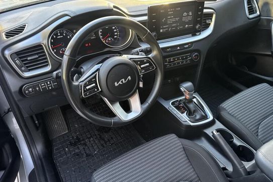 Kia Ceed M 1.5 T-GDI  DCT