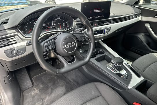 Audi A4 35 TFSI Advanced