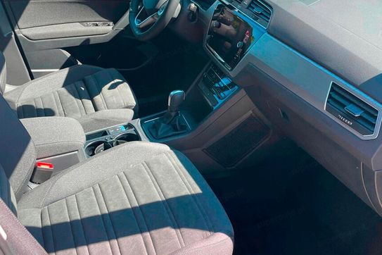 Volkswagen Touran Comfortline Plus 1.5 TSI DSG