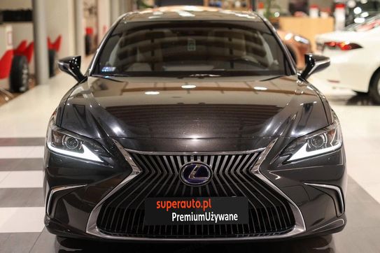 Lexus ES 300h Elegance