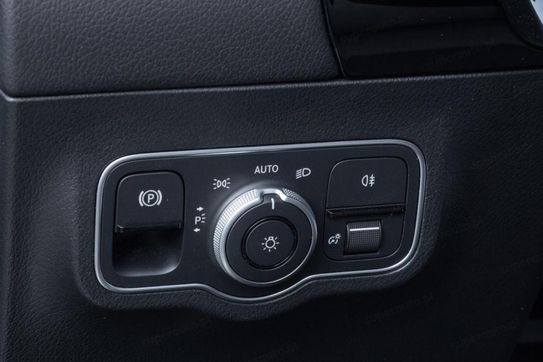 Mercedes EQA 250+  Electric Art