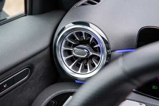 Mercedes Klasa A 250 e AMG Line