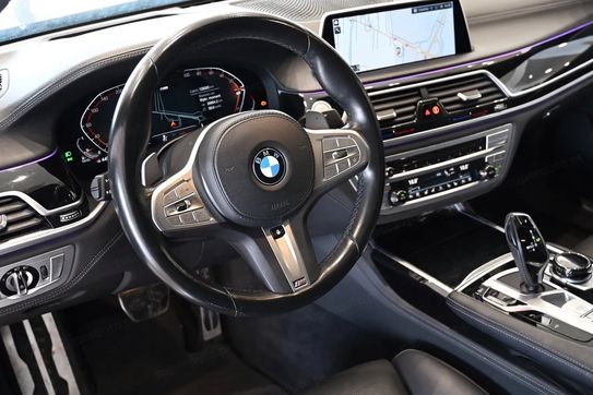 BMW Seria 7 740d xDrive