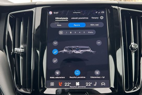 Volvo XC60 T6 Plug-In Hybrid AWD Plus Dark aut