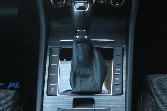 Skoda Superb 2.0 TDI Style DSG