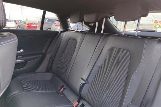 Mercedes CLA Shooting Brake 180 d