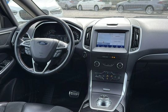 Ford S-MAX 2.0 EcoBlue ST-Line