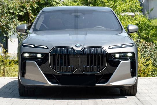 BMW Seria 7 740d xDrive M Sport