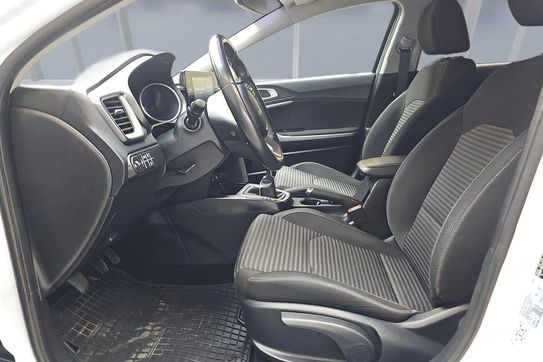 Kia Ceed 1.5 T-GDI M