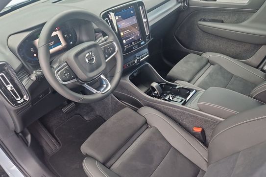 Volvo XC40 B3 Plus Dark aut