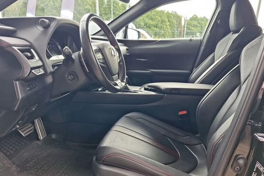 Lexus UX 2.0