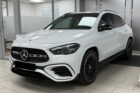 Mercedes GLA 220 4-Matic AMG Line