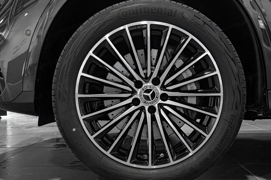 Mercedes GLC 200 4-Matic AMG Line