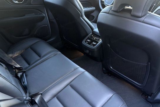 Volvo V60 B4 B Ultra Dark aut