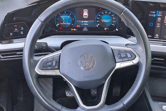 Volkswagen Golf VIII 2.0 TDI Life