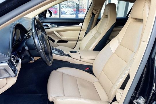 Porsche Panamera 4 3.6 4x4