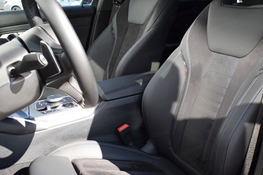 BMW Seria 3 Touring 320d xDrive M Sport