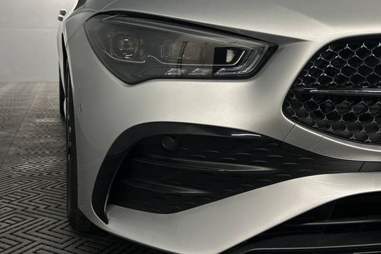 Mercedes CLA 220 4-Matic AMG Line