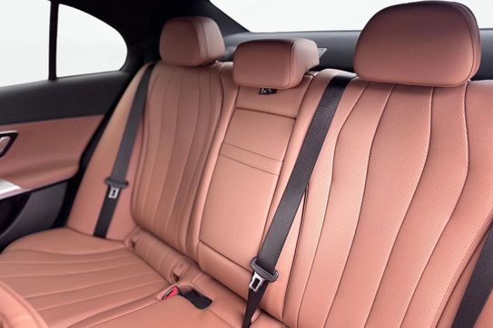 Mercedes Klasa E 220 d 4MATIC AMG Line