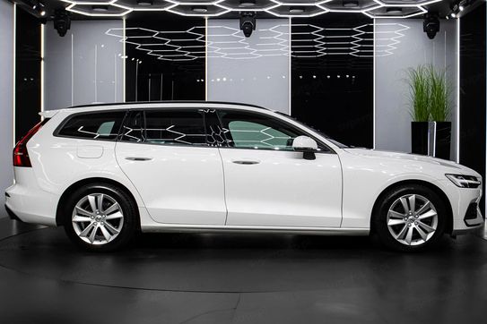 Volvo V60 B3 B Momentum Core