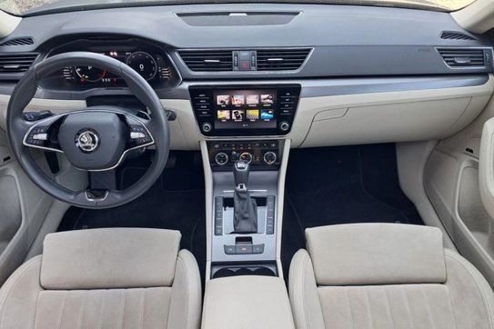 Skoda Superb 2.0 TDI Style DSG