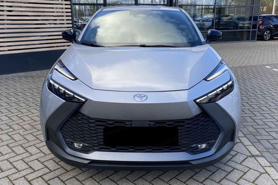 Toyota C-HR Style 2.0 Hybrid Dynamic Force Plug-in