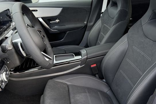 Mercedes CLA 200  AMG Line