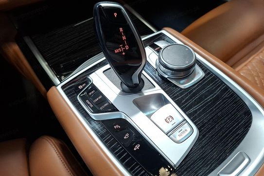 BMW Seria 7 740d xDrive