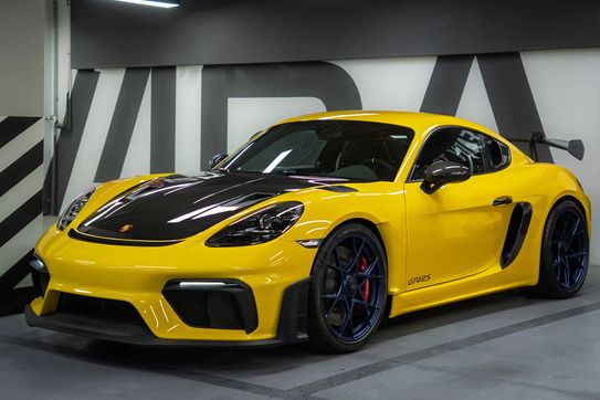 Porsche Cayman 718 GT4 RS