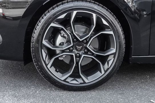 Cupra Leon 1.5 eTSI mHEV DSG
