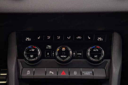 Skoda Karoq 2.0 TDI SCR 4x4 Sportline DSG