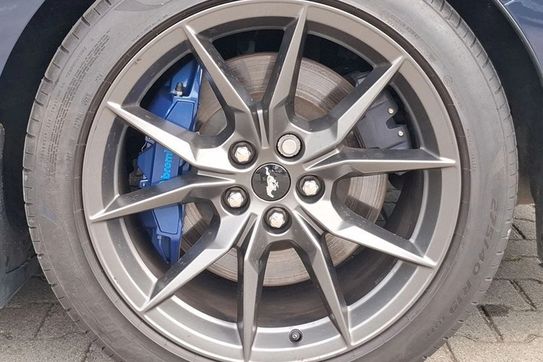 Ford Mustang 5.0 V8 Dark Horse RWD