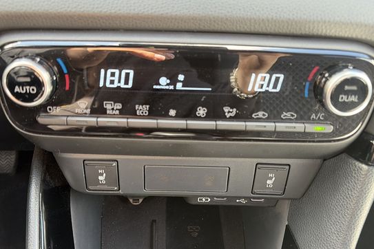 Toyota Yaris Hybrid 1.5 Executive