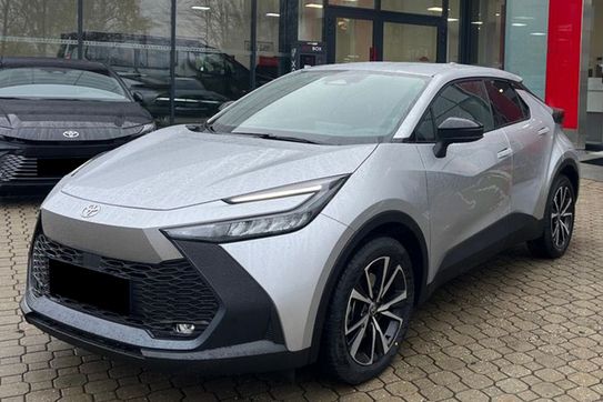 Toyota C-HR Style 2.0 Hybrid Dynamic Force Plug-in