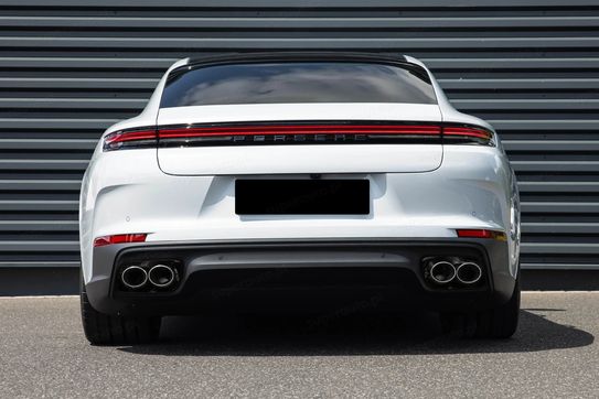 Porsche Panamera 4 E-Hybrid