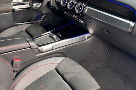 Mercedes GLB 200 AMG Line