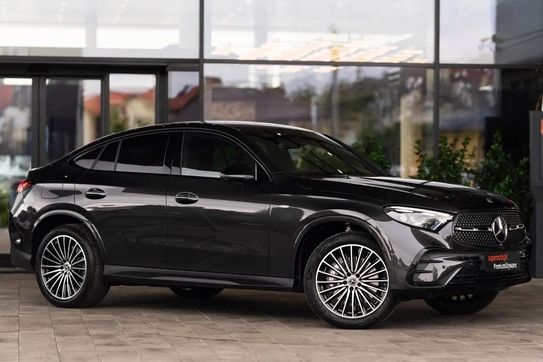 Mercedes GLC Coupe 300 e 4MATIC AMG Line