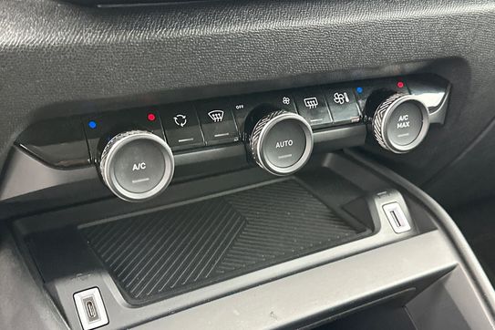 Citroen C4 Shine 1.5 BlueHDI EAT8