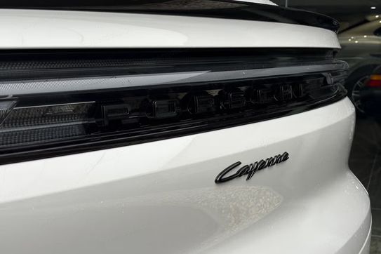 Porsche Cayenne Coupe Black Edition