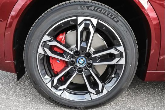 BMW iX2 eDrive20 M Sport