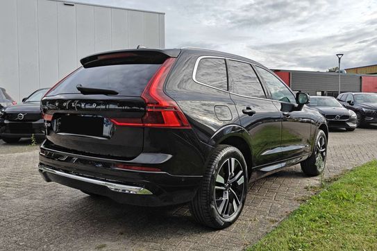Volvo XC60 B5 AWD Plus Bright