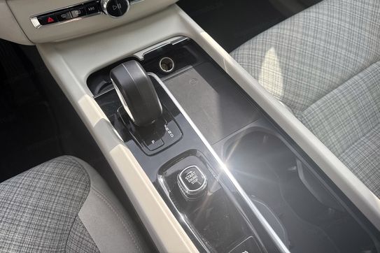 Volvo XC60 T6 Plug-In Hybrid AWD Core