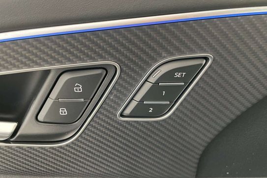 Audi Q8 SQ8 TFSI quattro
